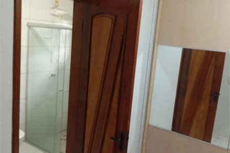 Casa à venda com 3 quartos, sendo 1 suíte,  em Cajueiro, Balsas, MA