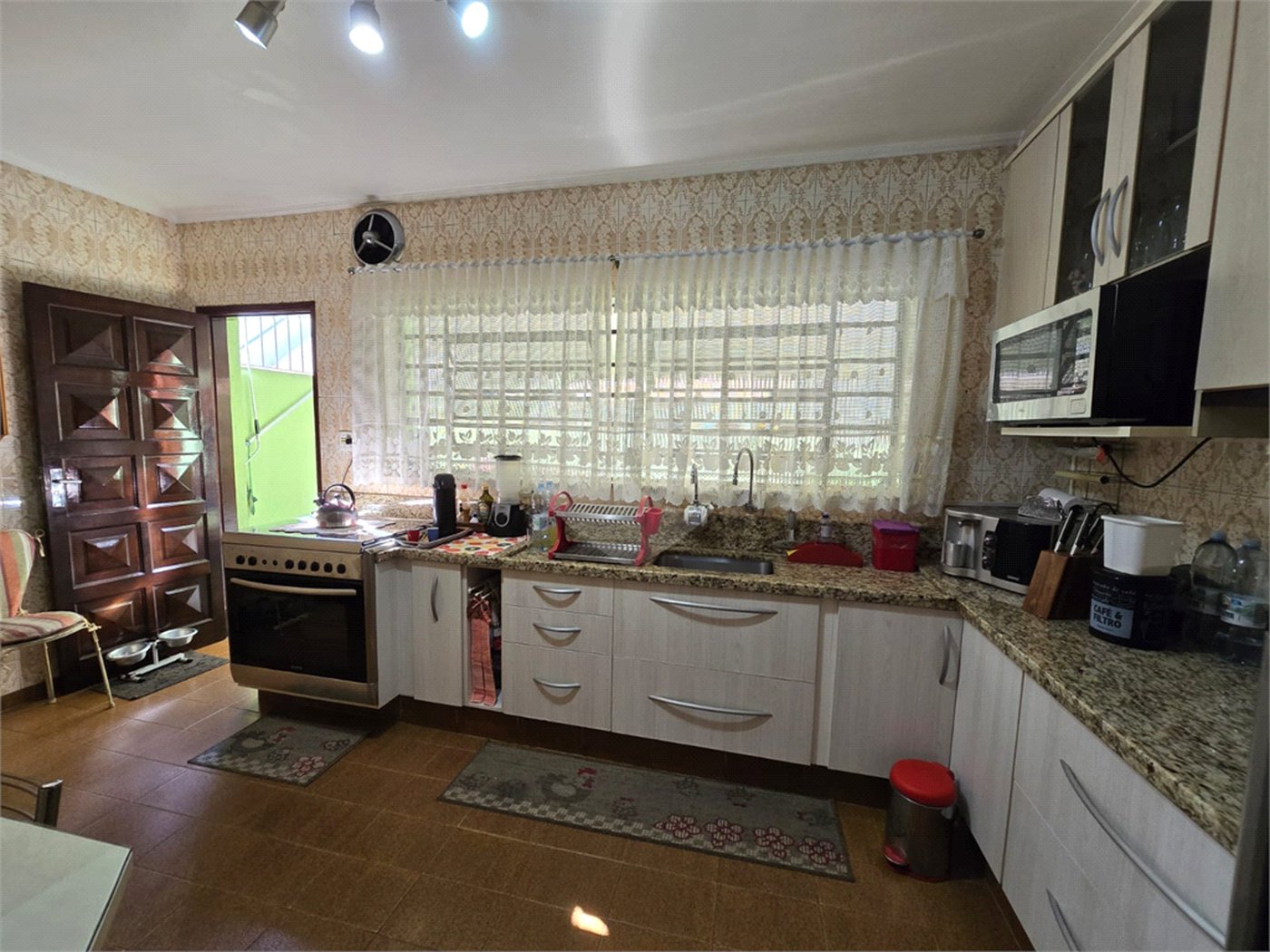 Casa à venda com 4 quartos, sendo 1 suíte, em Vila Paiva, São Paulo, SP