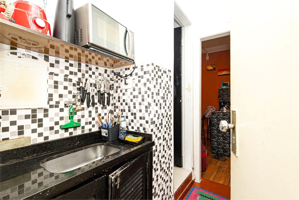 Apartamento à venda com 30m², 1 quarto e sem vaga