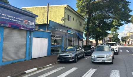 Sobrado à venda com 3 quartos, sendo 2 suítes,  em Vila Correa, Ferraz de Vasconcelos, SP