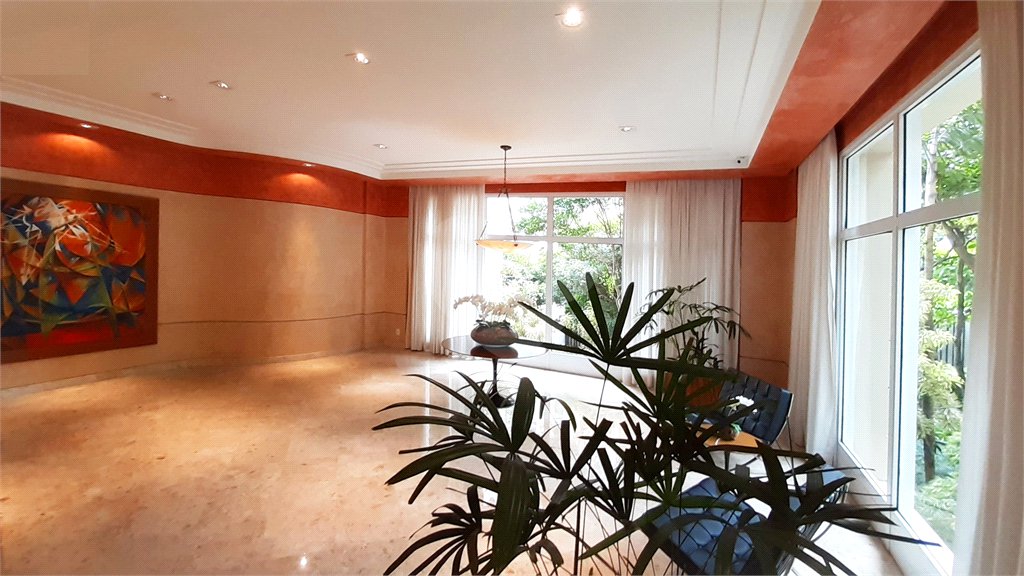 Apartamento à venda com 4 suítes em Campo Belo, São Paulo, SP