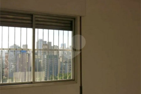 Apartamento à venda com 3 quartos, sendo 1 suíte, em Jardim Paulista, São Paulo, SP