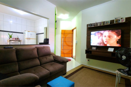 Casa à venda com 3 quartos, sendo 1 suíte, em Parque Residencial Vale do Sol, Araraquara, SP