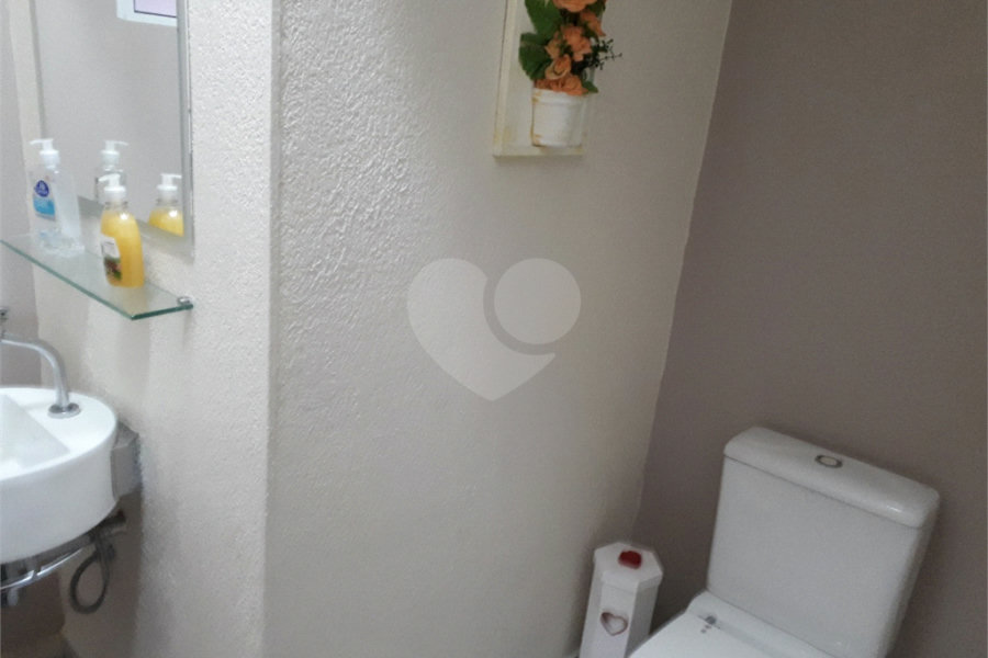 Casa à venda ou para alugar com 3 quartos, sendo 1 suíte, em Horto, São Paulo, SP