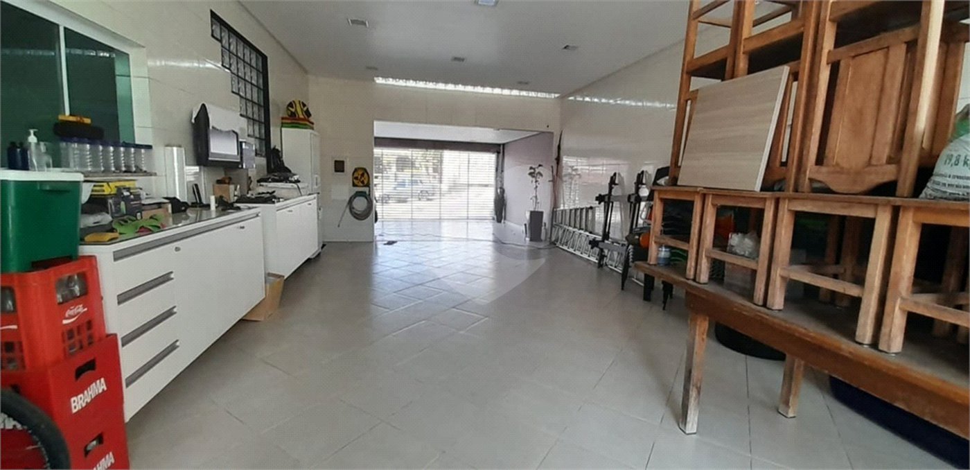 Sobrado à venda com 3 quartos, sendo 2 suítes,  em Vila Pires, Santo André, SP