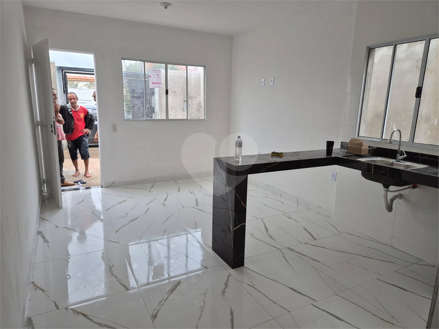 Casa à venda com 2 quartos em Vila Santa Helena, Atibaia, SP