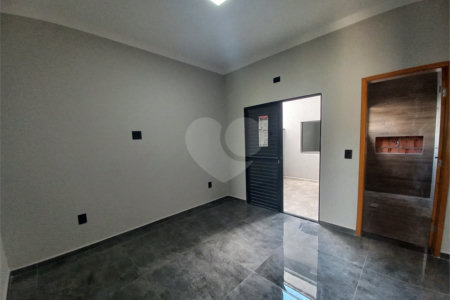 Casa à venda com 3 quartos, sendo 1 suíte, no condomínio Horto Florestal Villagio, Sorocaba - SP