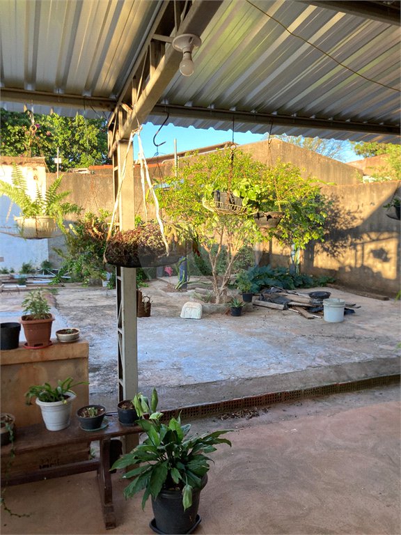 Casa à venda com 3 quartos em Parque dos Ipês I, Ponta Porã, MS