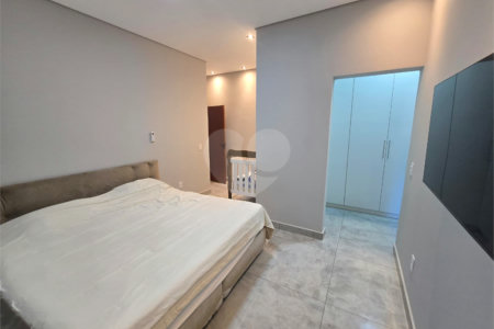 Casa à venda com 3 quartos, sendo 1 suíte, em Residencial Lago dos Ipês, Itapetininga, SP