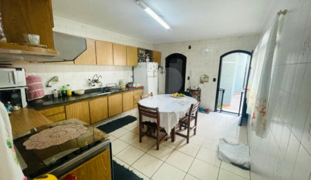 Casa à venda com 4 quartos, sendo 2 suítes,  em Vila Maria, São Paulo, SP