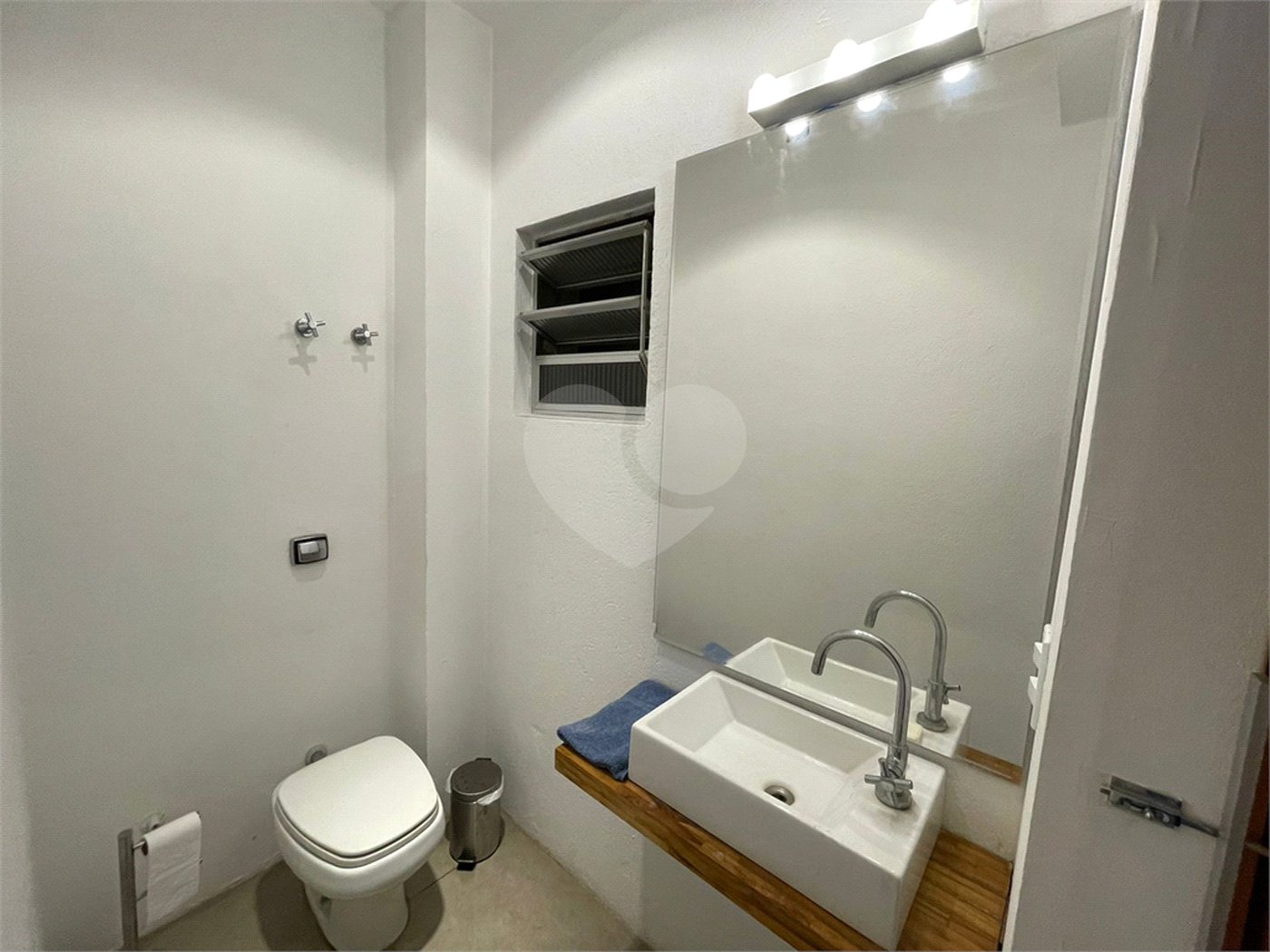Apartamento à venda com 2 quartos, sendo 1 suíte, em Cerqueira César, São Paulo, SP