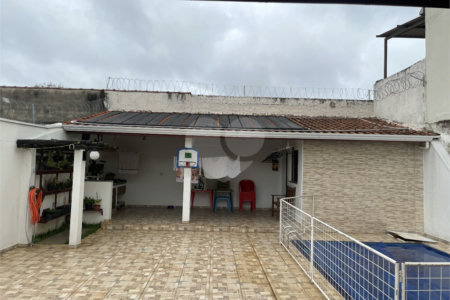 Casa à venda com 2 quartos, sendo 1 suíte, em Vila Angélica, Sorocaba, SP