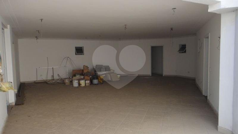 Casa à venda com 3 suítes no condomínio Villa Castanheira, São Paulo - SP