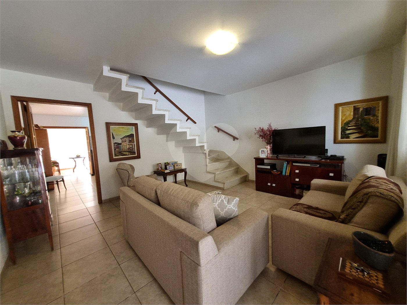 VENDA - Sobrado Jardim França: 135m² | 3 dormitórios (1 suíte) | 2 vagas | Churrasqueira