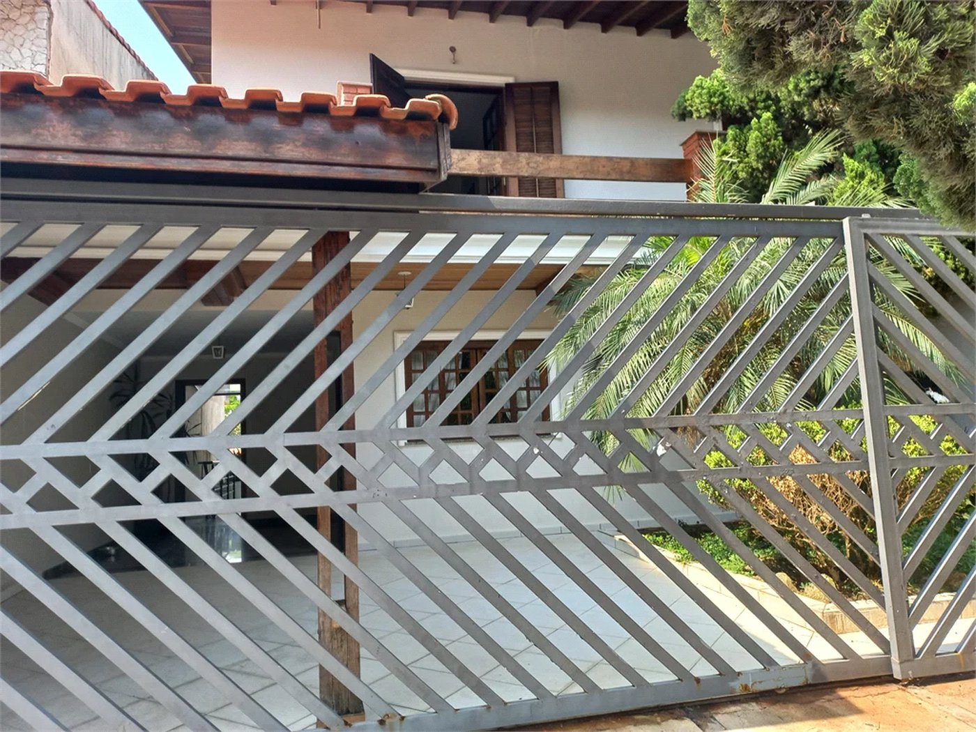 Casa à venda com 3 suítes em Parque Monte Alegre, Taboão da Serra, SP