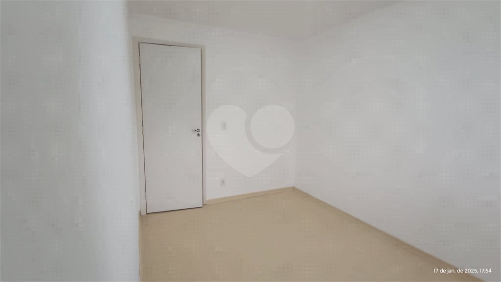 Apartamento à Venda no Edifício Mont Park – Bairro Jockey