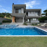 Casa à venda com 4 suítes no condomínio Porto Atibaia, Atibaia - SP