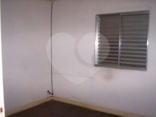 Casa Térrea à venda com 3 quartos em Parque Vitória, São Paulo, SP