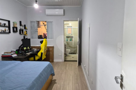 Casa à venda com 3 suítes em Bela Aliança, São Paulo, SP