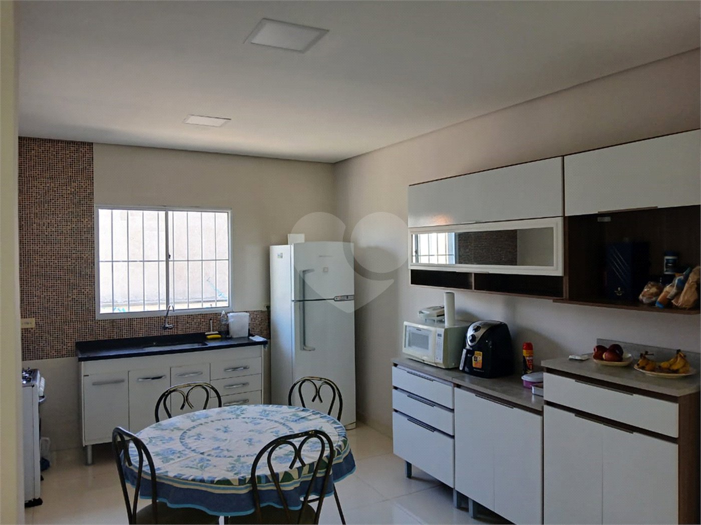 Casa à venda com 3 quartos, sendo 1 suíte,  em Mogi Moderno, Mogi das Cruzes, SP