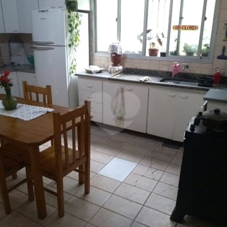 Sobrado à venda com 6 quartos, sendo 1 suíte, em Vila Independência, São Paulo, SP