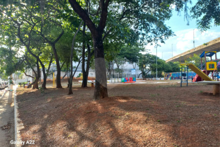 Sobrado à venda com 3 quartos, sendo 1 suíte, em Guaiaúna, São Paulo, SP