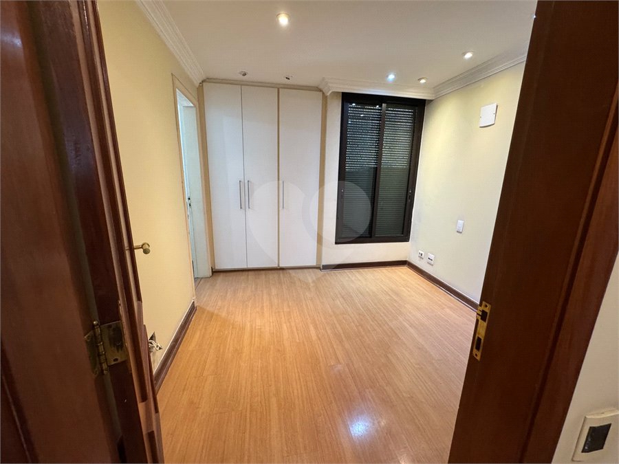 Apartamento à venda com 4 quartos, sendo 3 suítes, em Santana, São Paulo, SP
