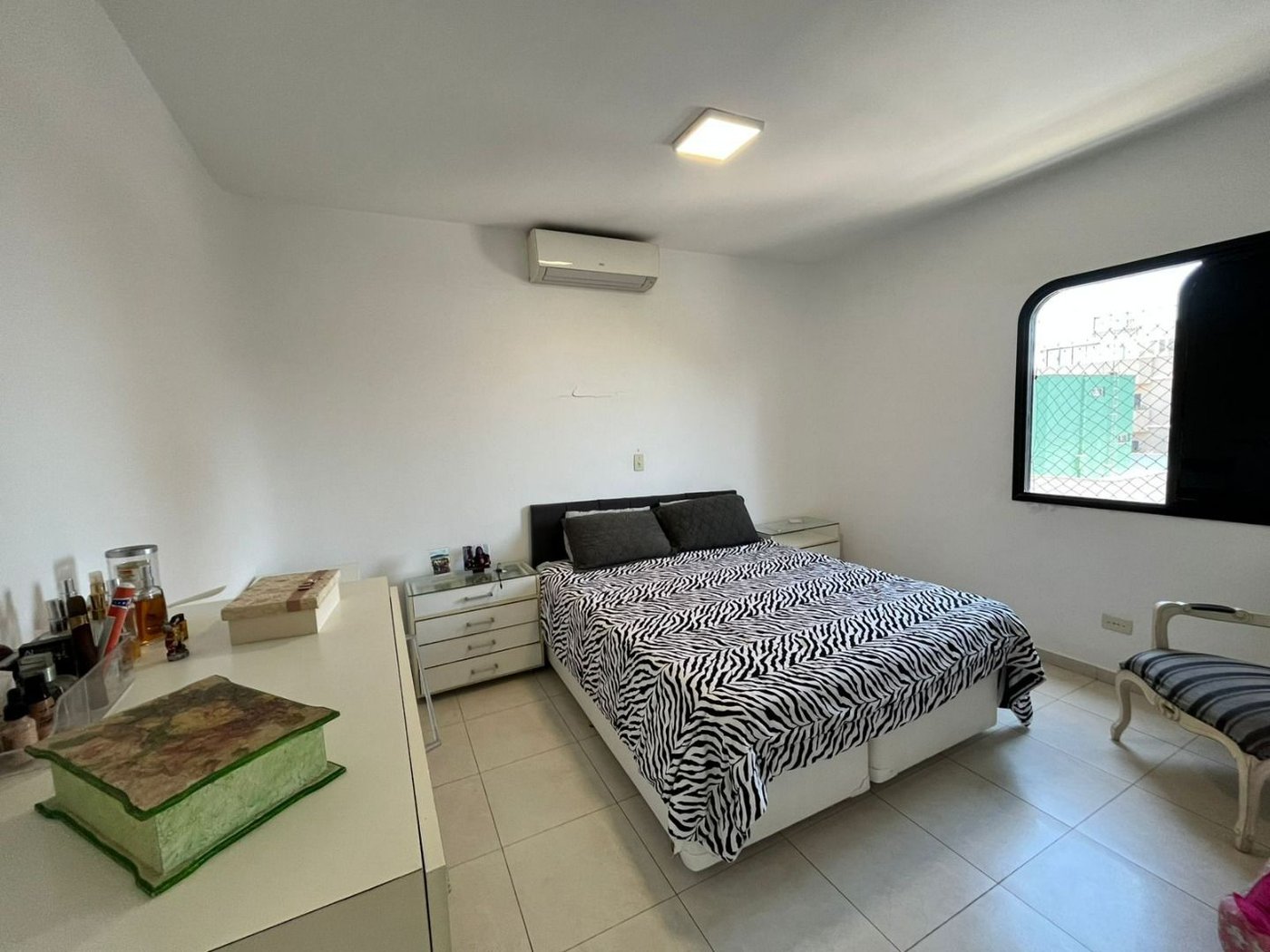 Apartamento com 3 dormitórios à venda, 120 m² por R$ 930.000,00 - Balneário Cidade Atlântica - Guarujá/SP