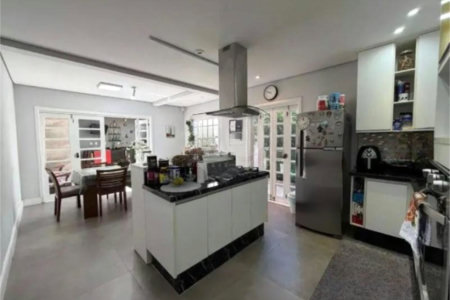 Sobrado à venda com 3 quartos, sendo 1 suíte,  em Brooklin Paulista, São Paulo, SP