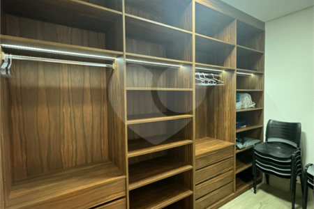 Casa à venda com 4 suítes no condomínio Itaporã, Atibaia - SP