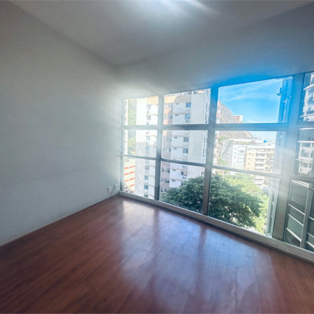 Apartamento à venda com 3 quartos, sendo 1 suíte, em Lagoa, Rio de Janeiro, RJ