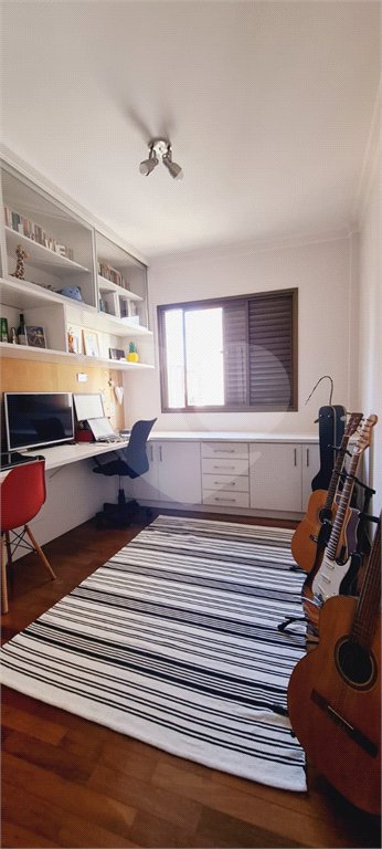 Apartamento à venda com 3 quartos, sendo 2 suítes, em Vila Monte Alegre, São Paulo, SP