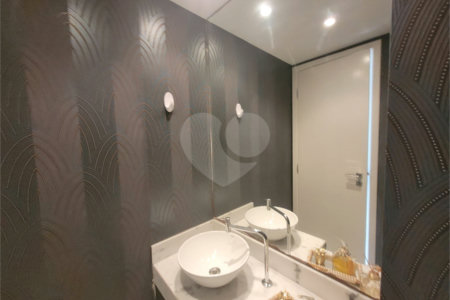 Apartamento à venda com 3 suítes no Centro, Santo André, SP