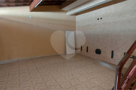 Casa à venda com 2 quartos, sendo 1 suíte, em Vila Jardini, Sorocaba, SP