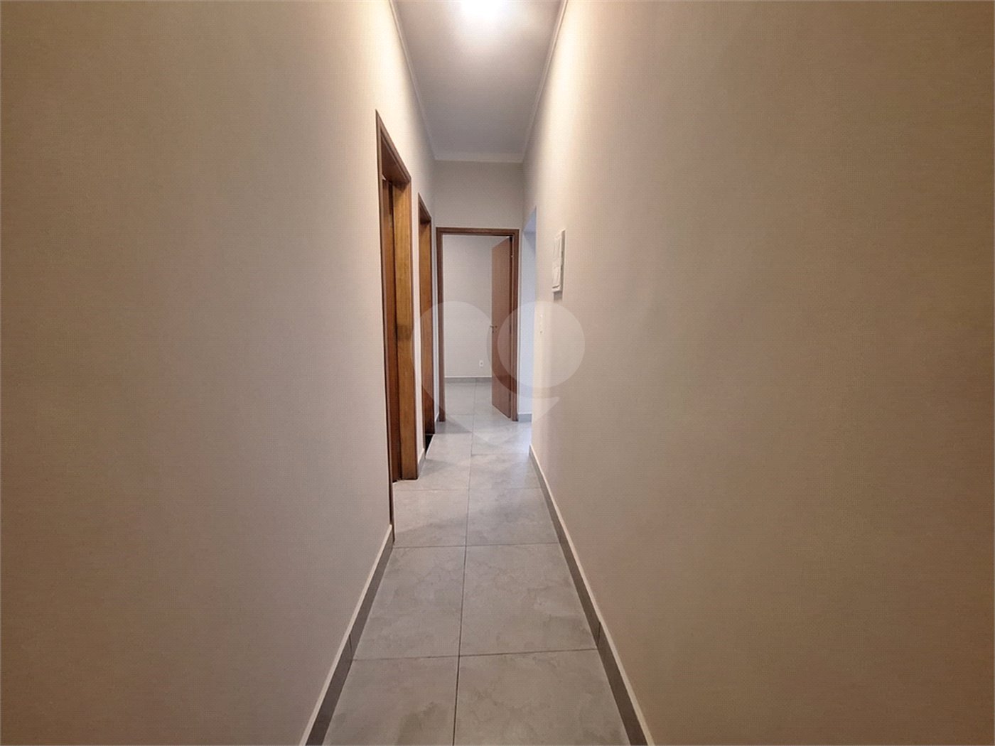Casa à venda com 3 quartos, sendo 1 suíte, em Residencial Villaggio Di Capri, Itapetininga, SP