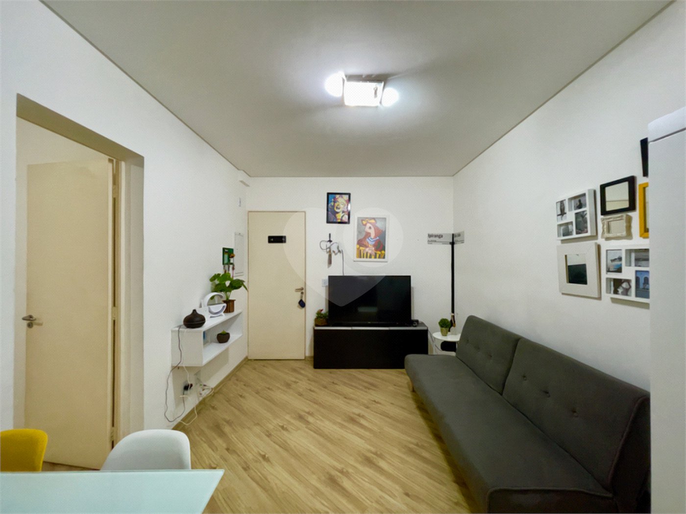 Apartamento à venda com 1 suíte, em República, São Paulo, SP