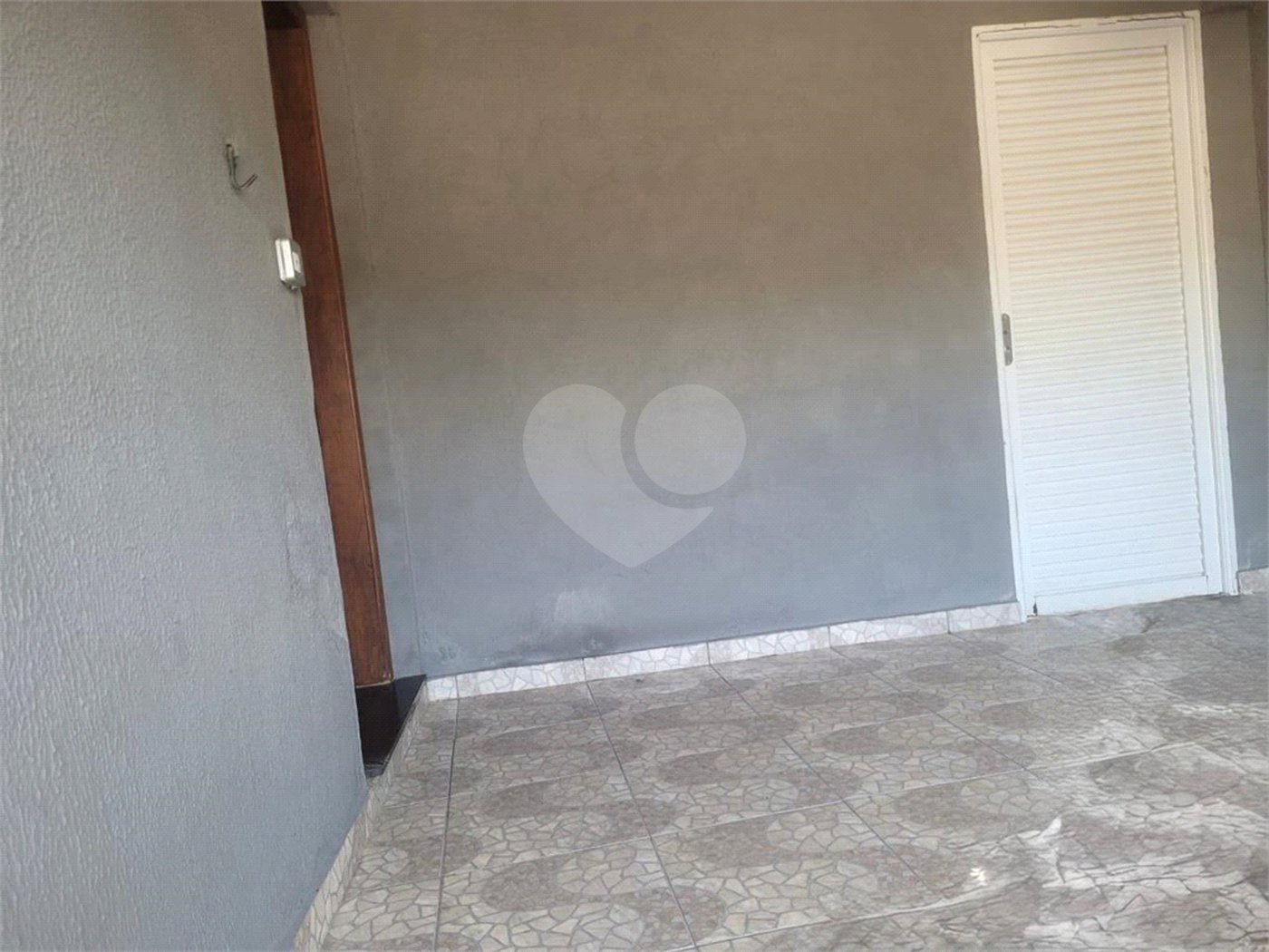 Casa à venda com 3 quartos, sendo 1 suíte, em Jardim Itanguá, Sorocaba, SP
