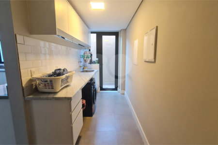 Casa à venda com 3 suítes em Vila Nastri, Itapetininga, SP