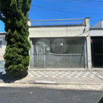 Sobrado à venda com 4 quartos, sendo 1 suíte, em Vila Lúcia, São Paulo, SP