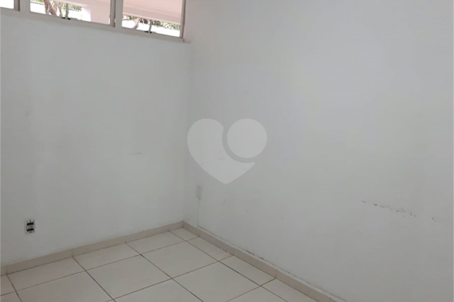 Sobrado à venda com 5 quartos, sendo 3 suítes, em Tremembé, São Paulo, SP