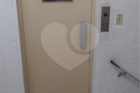 Apartamento na Região do Ipiranga à 8 Minutos do Metrô com 2 Dormitórios .