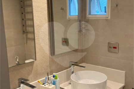 Apartamento à venda com 3 quartos, sendo 1 suíte,  em Jardim Paulista, São Paulo, SP