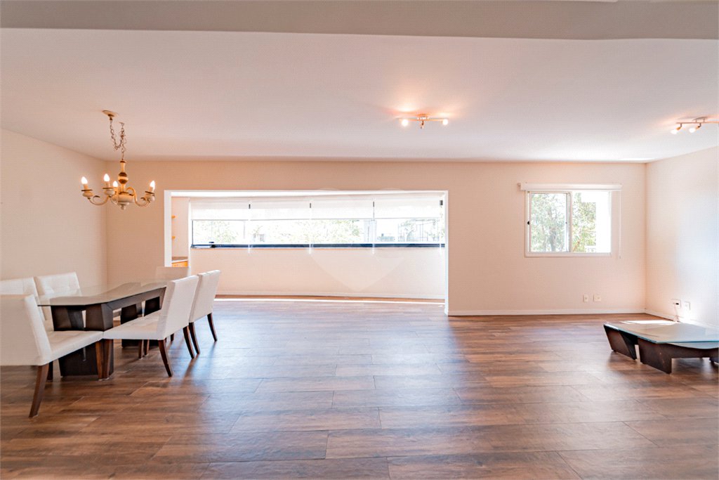Apartamento à venda com 3 suítes em Vila Mascote, São Paulo, SP