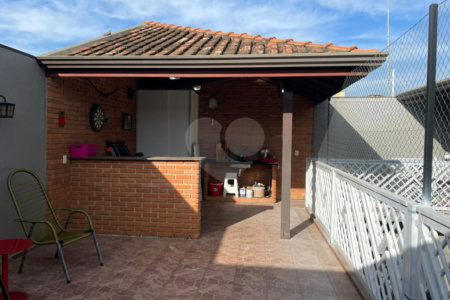Sobrado à venda com 5 quartos, sendo 1 suíte, em João Aranha, Paulínia, SP