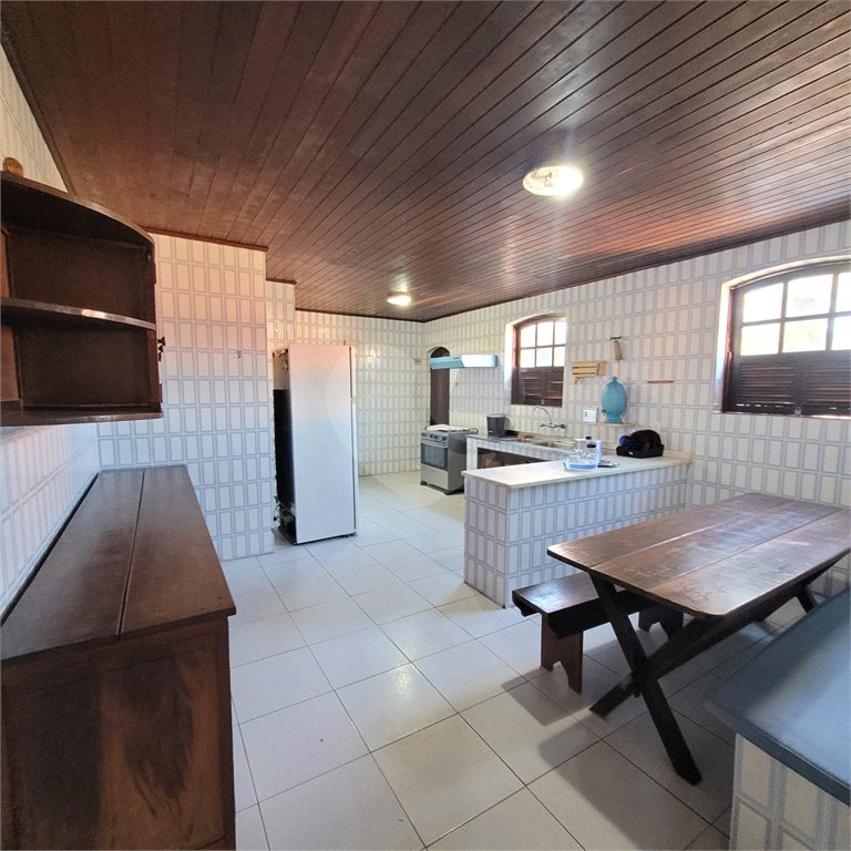 Casa à venda com 4 quartos, sendo 2 suítes, em Ferradura, Armação dos Búzios, RJ