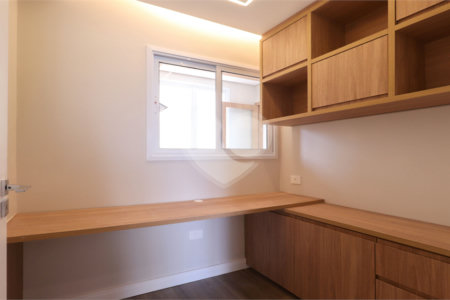 Apartamento à venda com 2 quartos, sendo 1 suíte,  em Vila Uberabinha, São Paulo, SP