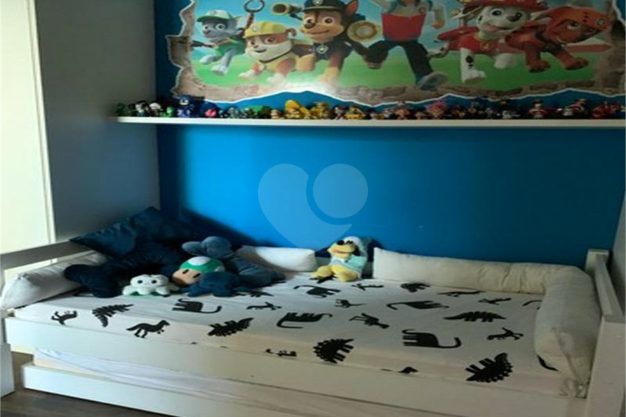 Casa à venda com 3 quartos, sendo 1 suíte, no condomínio Res Means do Campo II, São Paulo - SP