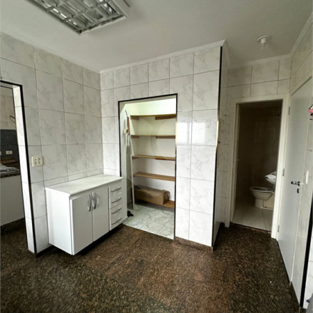 Apartamento à venda com 4 quartos, sendo 1 suíte, em Anchieta, São Bernardo do Campo, SP
