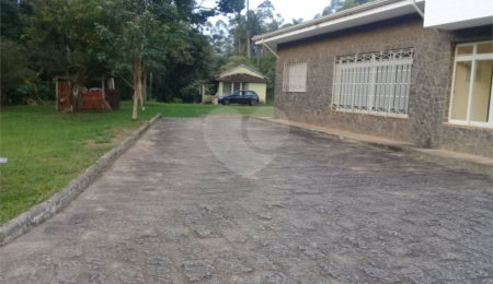 Casa à venda com 4 quartos, sendo 1 suíte,  em Rio Acima, Mairiporã, SP