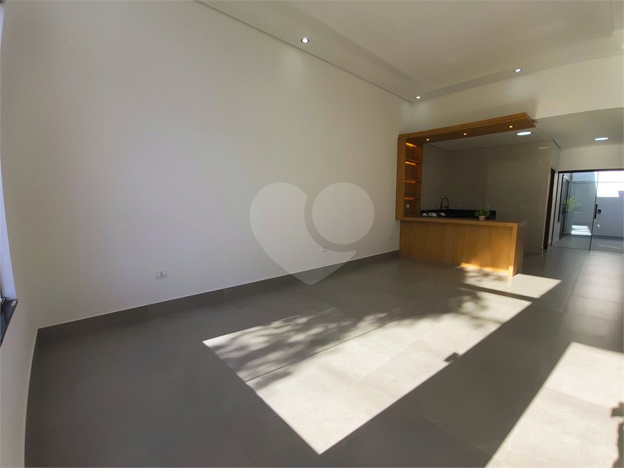Casa à venda com 3 quartos, sendo 1 suíte,  no condomínio Terras de São Francisco, Sorocaba - SP
